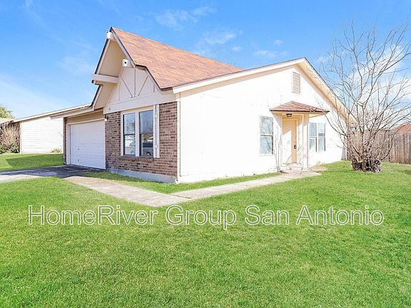 3rd image of 410 Saddlebrook Dr