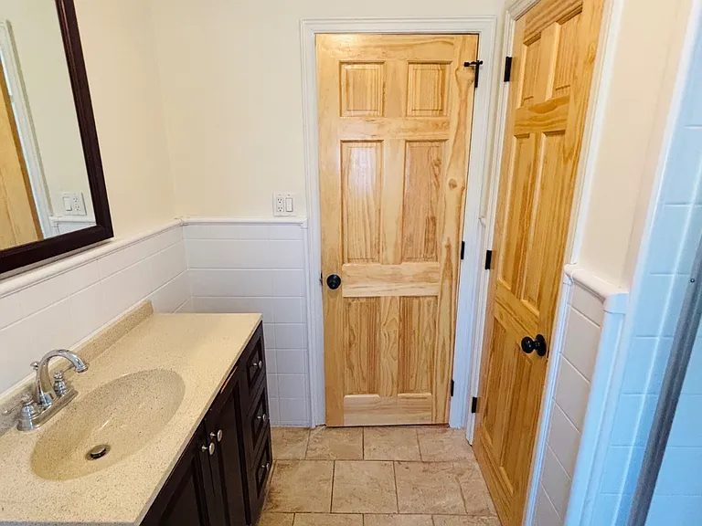 75 Elm Ave — Photo 6