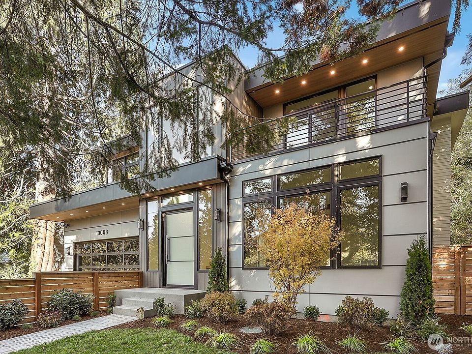 2nd image of 10008 14th Avenue NW
