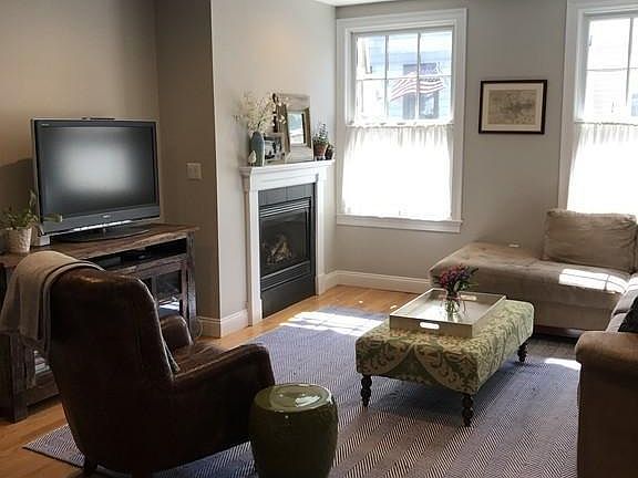 3rd image of 60 Sullivan St #1
