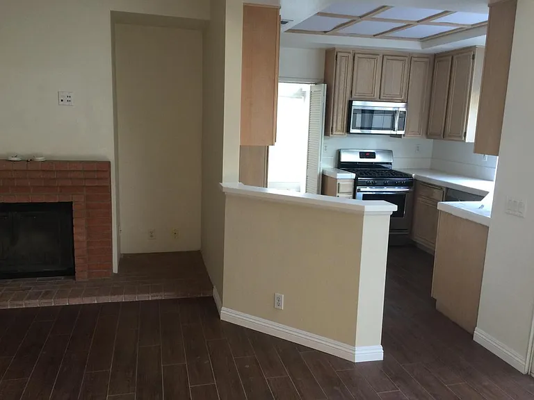 26322 Rosa St — Photo 8