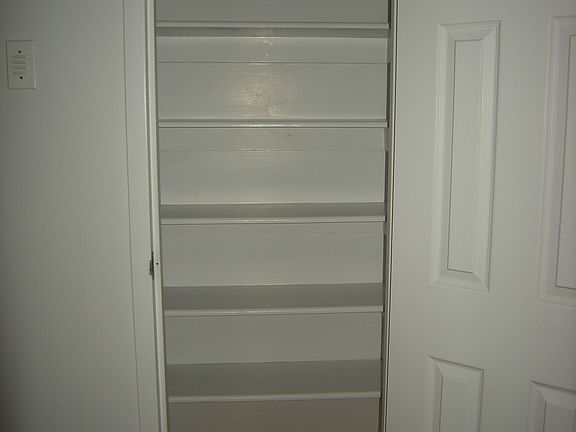 5th image of 1412 Franklin Ave APT 3A