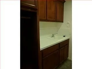1470 Hall Ave photo 1