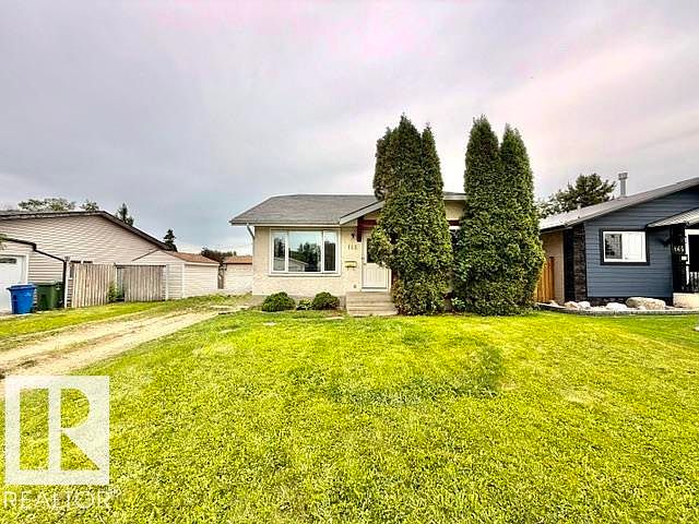 1st image of 169 Garnet Cres