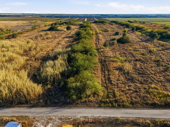 7081 6th Avenue, Labelle, FL 33935