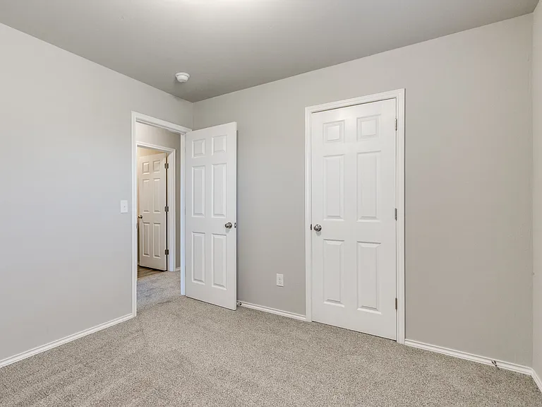 626 Audrey Dr — Photo 4