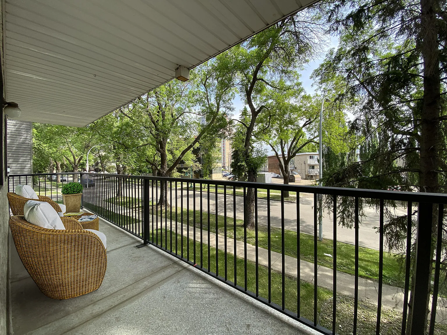 Windfall Court — Photo 2