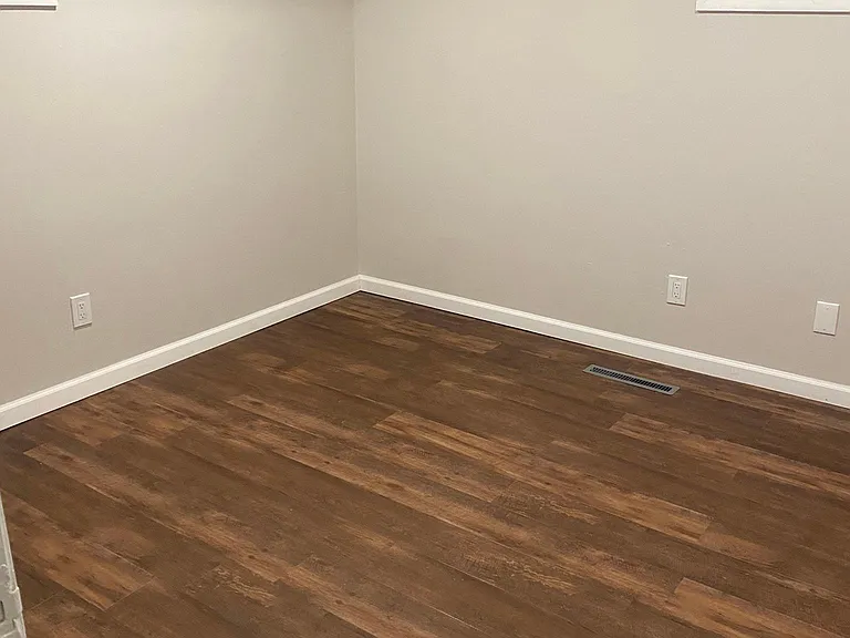 1528 SW 23rd Park — Photo 6