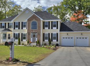 53 Ryan Farm Rd, Windham, NH 03087