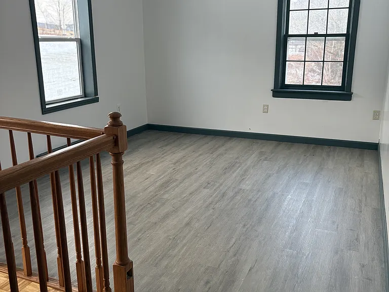 537 Green Hollow Rd — Photo 8