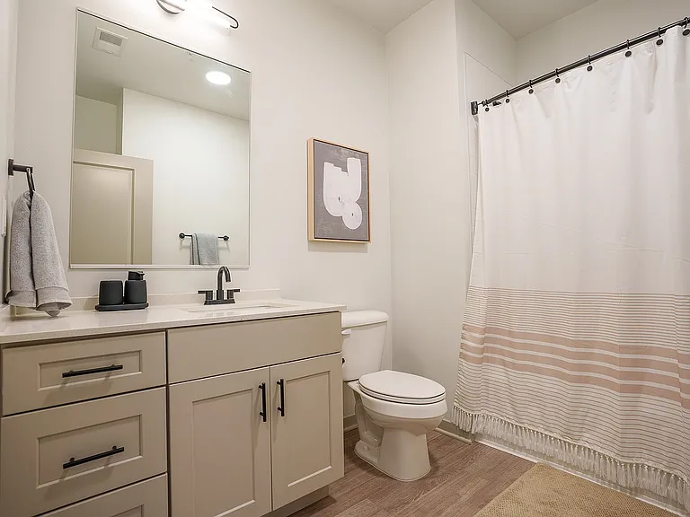 Oxlley Bathroom