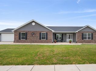 1203 Remington Rd, Waterloo, IL 62298