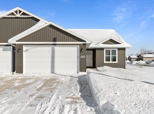 3501 Ridgecrest Ln, Kaukauna, WI 54130
