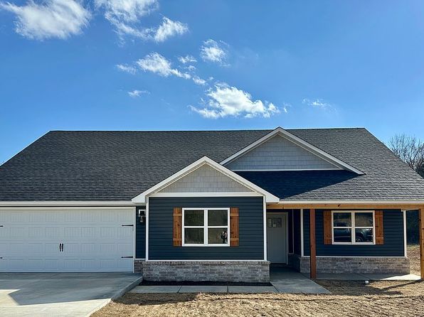 104 Willowbrook Way