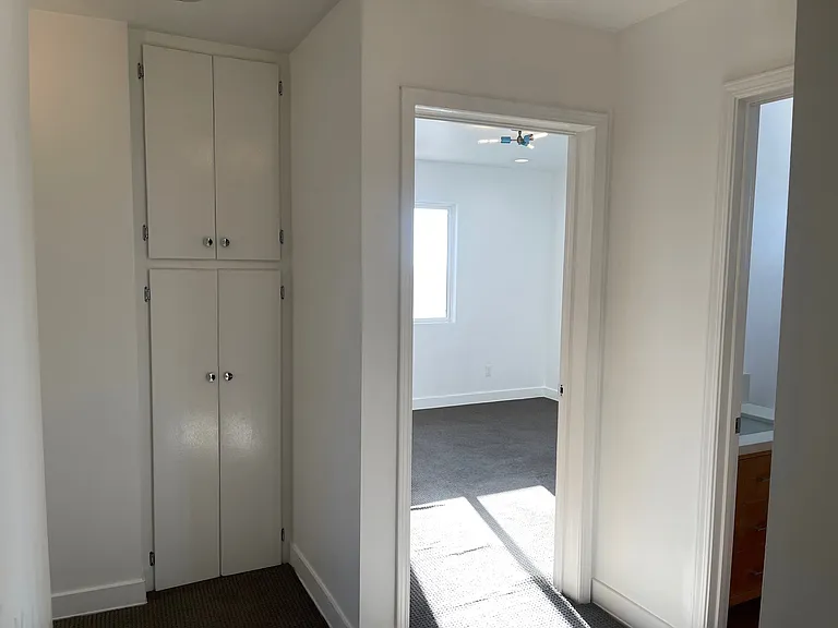 479 Nassau Ave — Photo 18