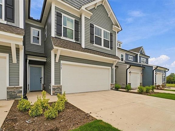 3rd image of 8907 Cranesbill Ave
