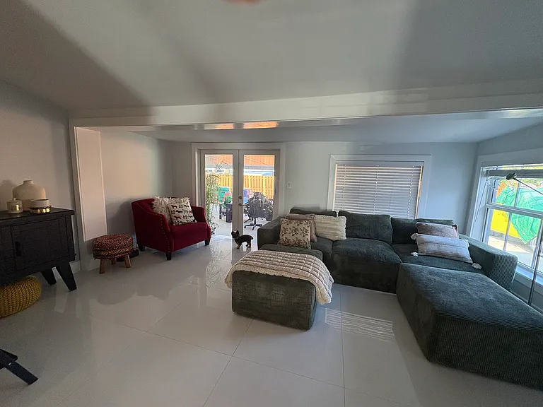 1701 SW 72nd Ct — Photo 7