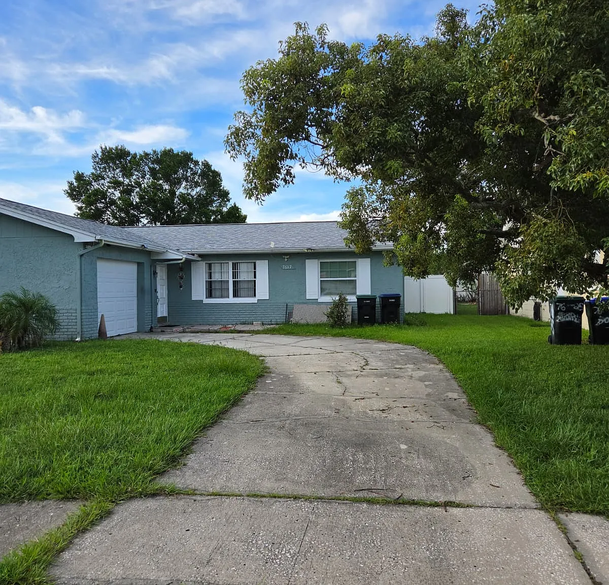 3 bed, 1198 sqft, $2,000 — Photo 1