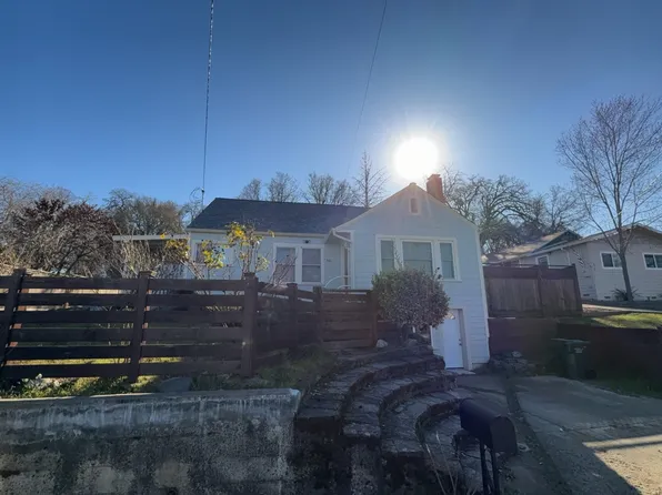 595 9th St, Lakeport, CA 95453