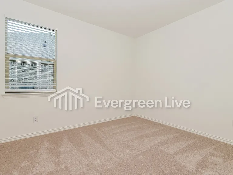 210 Jenkinson Dr — Photo 8