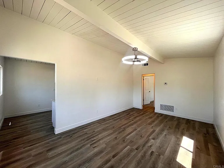 803 N Citrus Ave — Photo 9