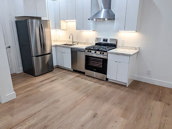2nd image of 615 Minna St #11589838