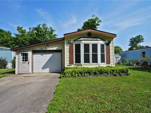 182 Bush Gdns, Alden, NY 14004
