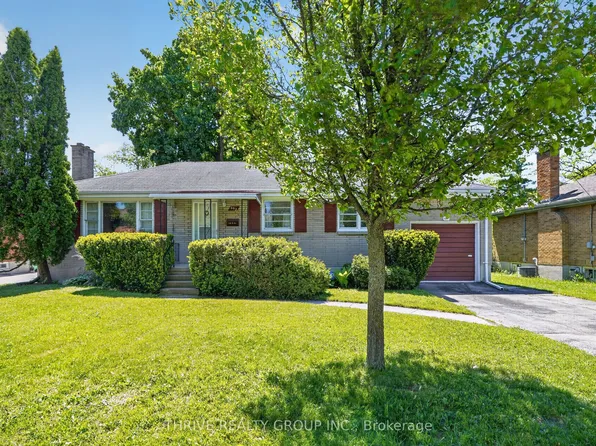693 Kipps Ln, London, ON N5Y 4R5