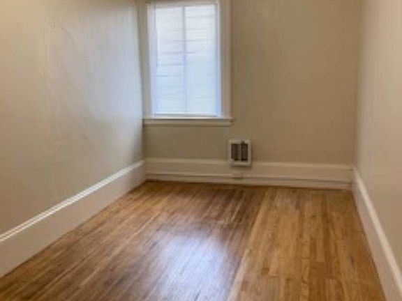 4th image of 414 3rd Ave #424