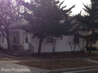 243 E Columbia Ave, Augusta, KS 67010
