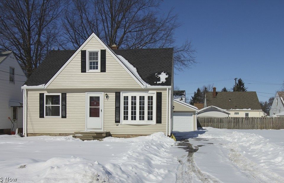 1st image of 29933 Halifax St