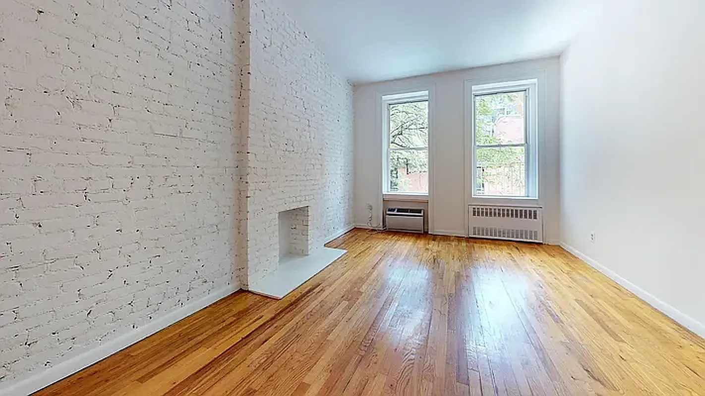 346 East 87th Street — Photo 2