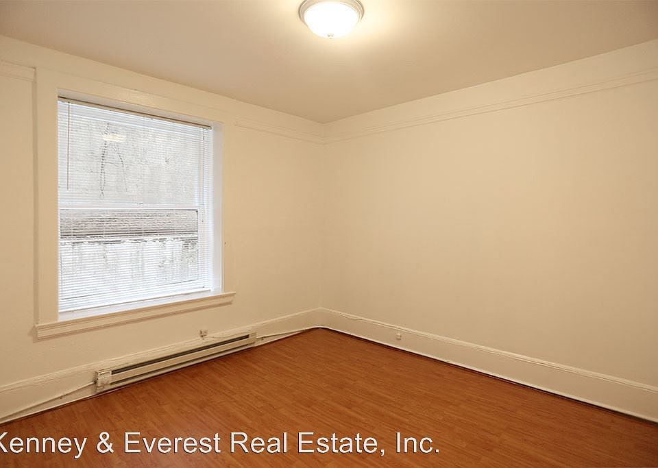 1st image of 660 Bush St APT 106