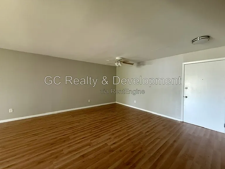 31 Washington Blvd #108 — Photo 6