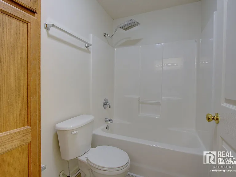 239 Dupont Way — Photo 16