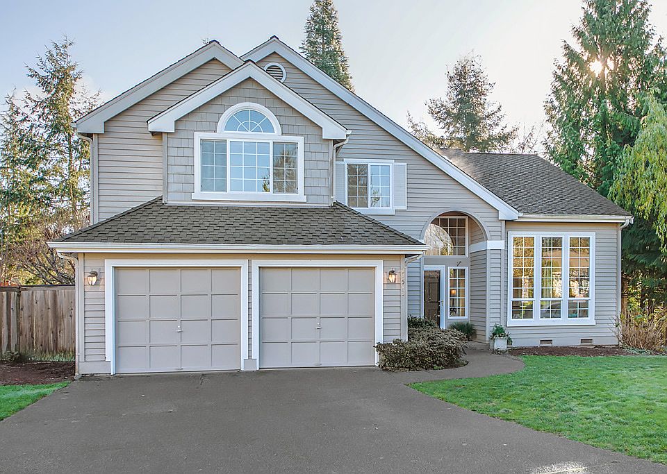 1st image of 23513 NE 24th Ct