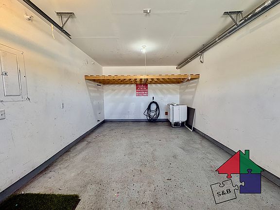 2nd image of 59 Cornelia Ct
