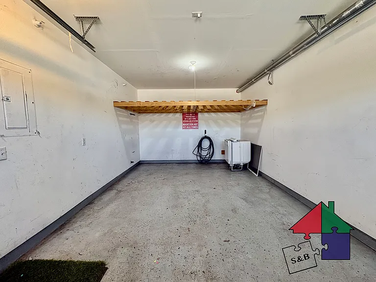 59 Cornelia Ct — Photo 2
