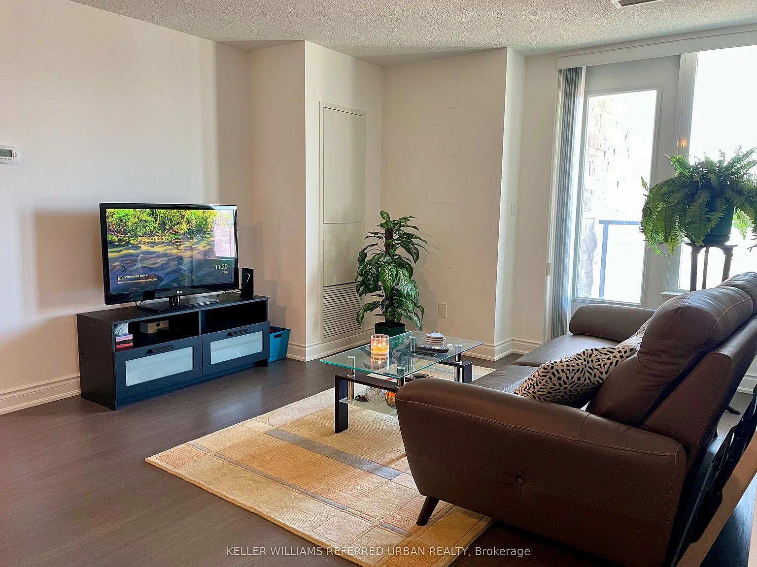 2 bed, $2,450 — Photo 3