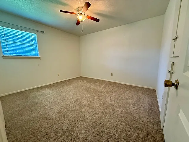 3 bed, 1631 sqft, $1,895 — Photo 3