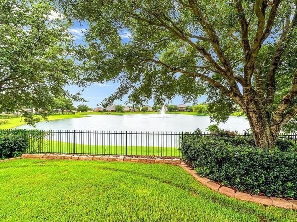 25443 Lockspur Dr