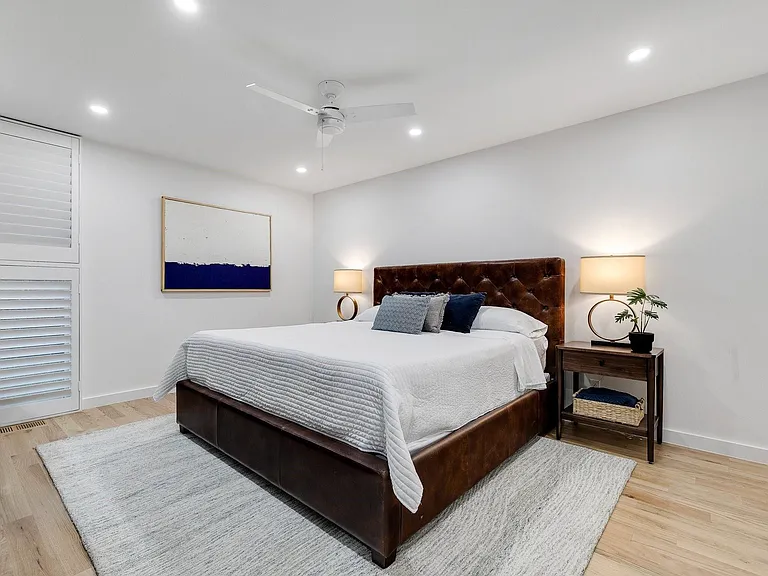 7158 Joyce Way — Photo 13