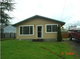 18308 Portland Ave, Gladstone, OR 97027