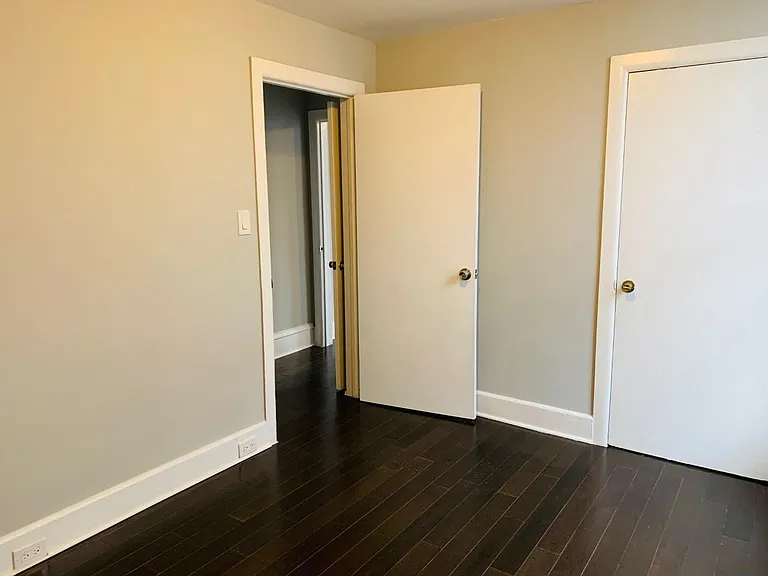 1524 S Broad St — Photo 14