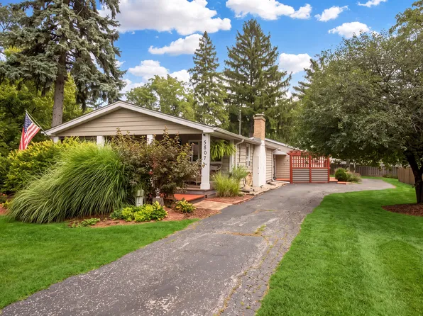 5807 Fairmount Ave, Downers Grove, IL 60516