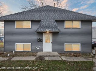 2525 Linlawn Ave, Lansing, MI 48910