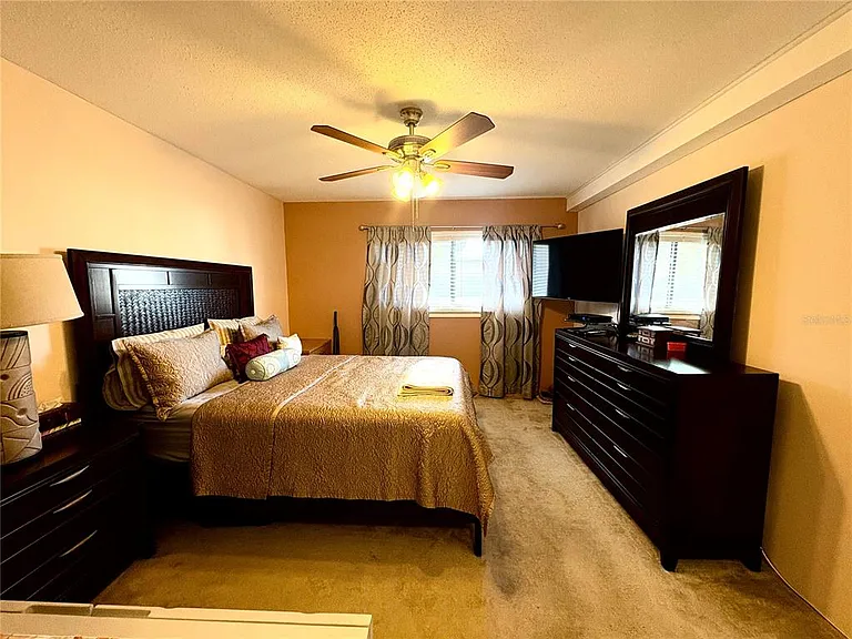 1606 Flint Dr W — Photo 23