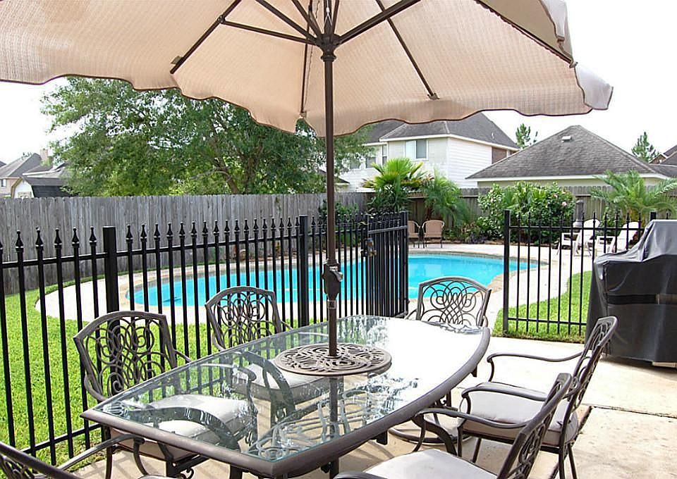 1st image of 5112 Playa Dr