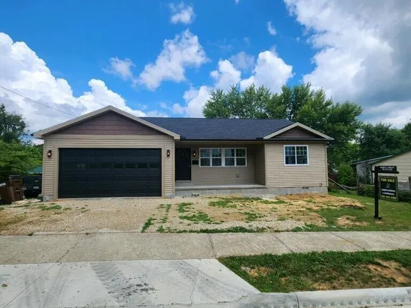 244 W Pleasant St, Hillsboro, OH 45133