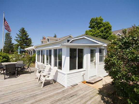 5th image of 10577 Lakeshore Dr